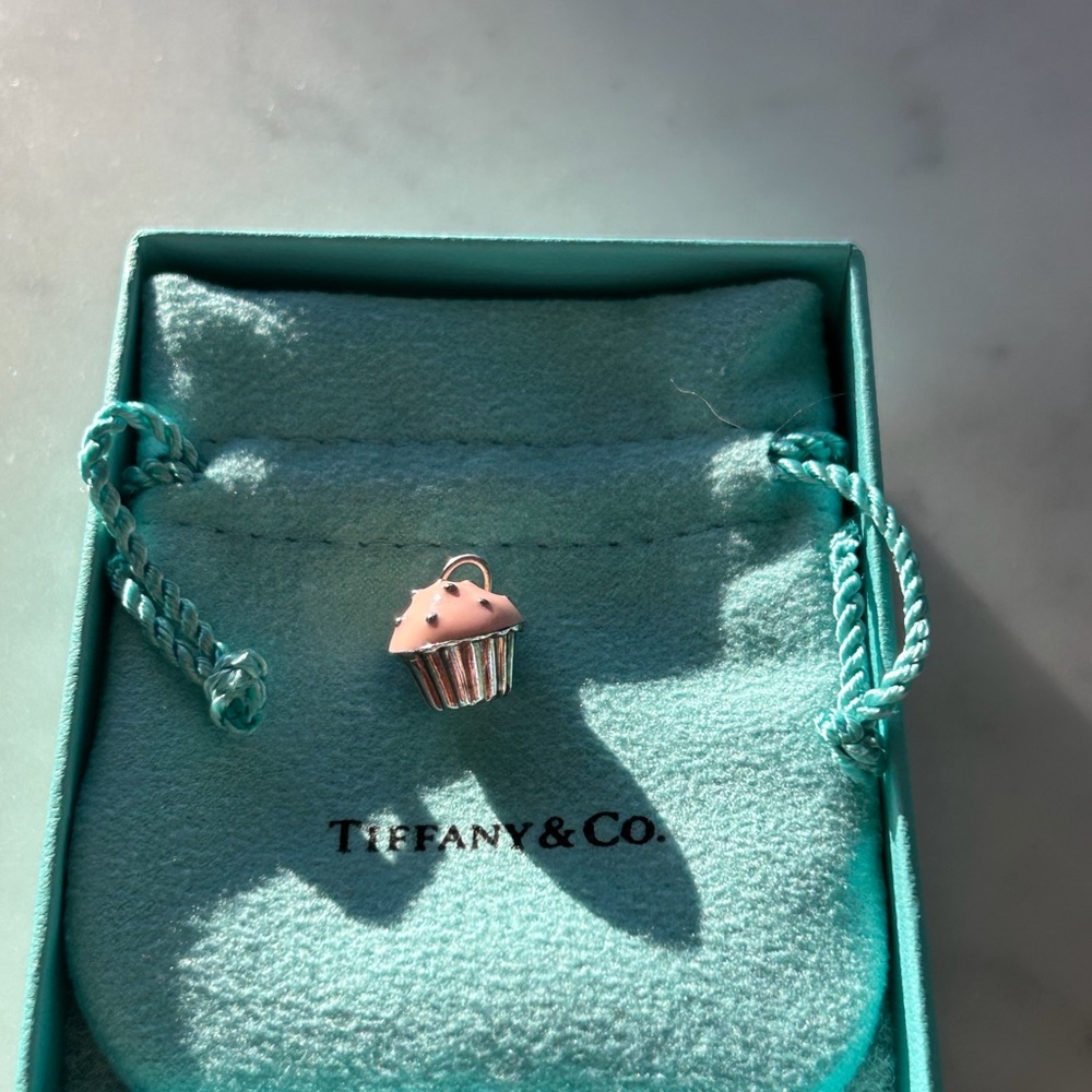 RARE retired Tiffany & Co. Sterling and Pink Enamel Cupcake Charm 🧁